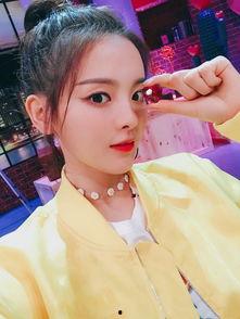 吃瓜娱乐圈杨超越,娱乐圈的“瓜中瓜”，从选秀新星到话题女王