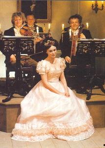 《锦绣佳人》在线观看,穿越时空的华丽邂逅